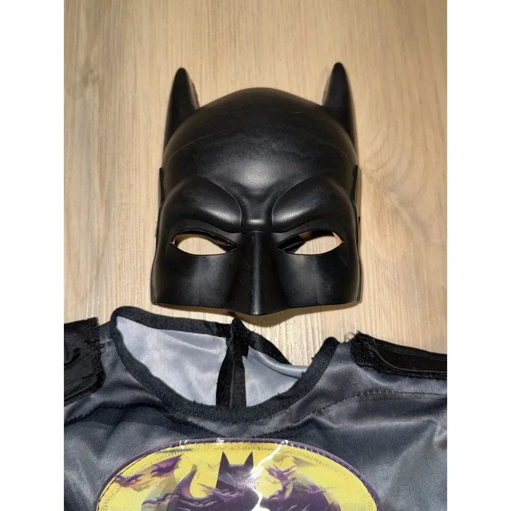 Kids Batman Costume with Mask and Cape Size Small